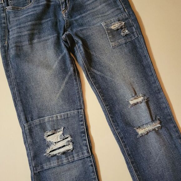 Sneak Peek Mid-Rise Distressed Patch Skinny Blue Jeans - Picture 9 of 13